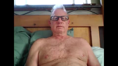 Snapshot of robo0000 chatting on March 23, 2026, 2:43 pm robo0000 online show from March 23, 2026, 2:43 pm