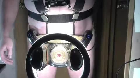 Snapshot of robodickmilker chatting on December 28, 2024, 10:34 pm Robodickmilker online show from December 28, 2024, 10:34 pm