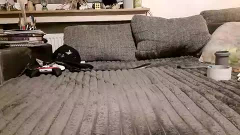 Robson online show from November 4, 2025, 4:39 pm