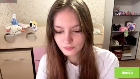 robynsentinella online show from February 16, 2026, 12:18 am