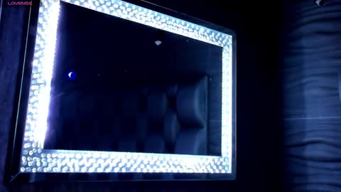 rocco_santos online show from October 5, 2025, 12:14 pm