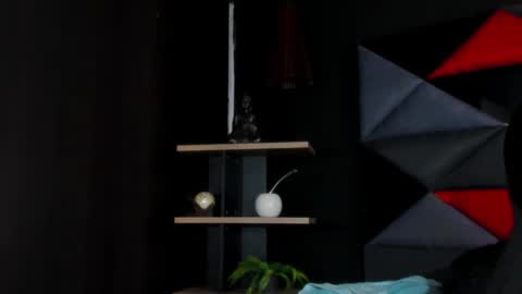 rocco_santos online show from February 10, 2026, 6:45 pm