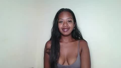 Snapshot of rochellinah chatting on May 14, 2026, 12:23 pm rochellinah online show from May 14, 2026, 12:23 pm