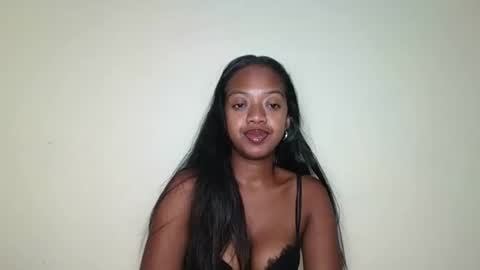 Snapshot of rochellinah chatting on May 19, 2026, 2:29 am rochellinah online show from May 19, 2026, 2:29 am