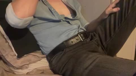 Snapshot of rocinante_99 chatting on November 26, 2025, 11:17 pm Roci online show from November 26, 2025, 11:17 pm