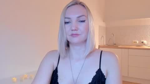 rock__baby online show from December 23, 2024, 9:18 pm