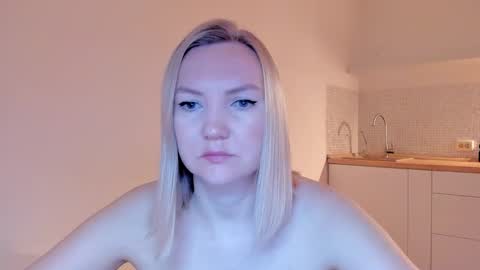 rock__baby online show from March 10, 2025, 3:34 am