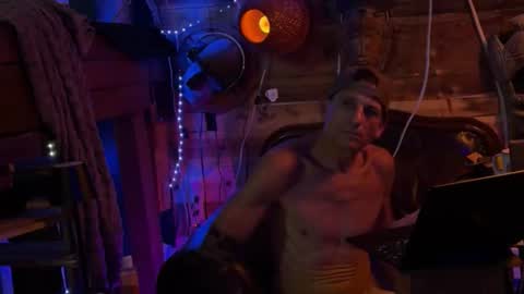 Snapshot of rockemx chatting on November 14, 2025, 5:50 am rockemx online show from November 14, 2025, 5:50 am