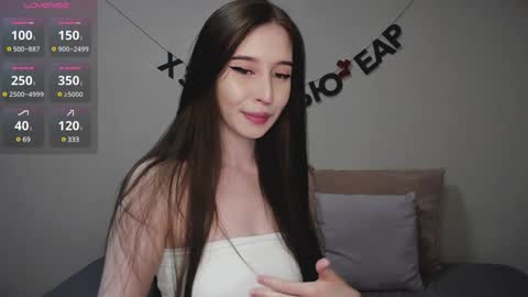 rocketsgirl online show from January 19, 2025, 5:48 am