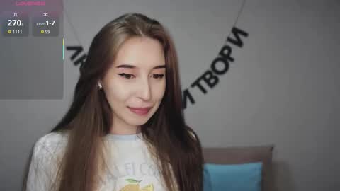 rocketsgirl online show from October 1, 2025, 6:08 am