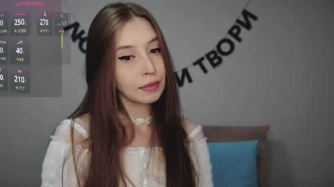 rocketsgirl online show from May 25, 2026, 5:46 am