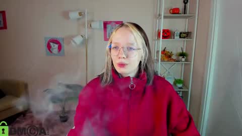 Snapshot of rockett_bunny chatting on December 4, 2025, 1:15 am Rockett online show from December 4, 2025, 1:15 am