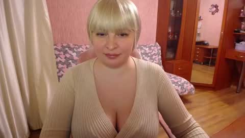 Snapshot of rocknlinxx chatting on December 5, 2025, 6:15 pm Rocknlinxx online show from December 5, 2025, 6:15 pm