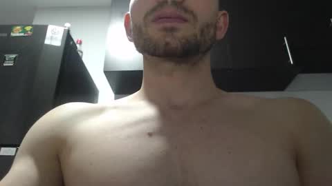 rocky muscle online show from December 17, 2025, 3:45 am