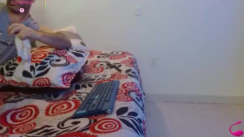 Snapshot of rodher81 chatting on March 5, 2026, 3:19 pm Rod online show from March 5, 2026, 3:19 pm