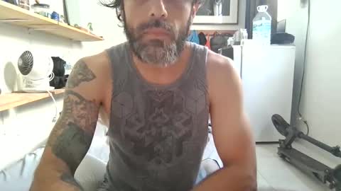 rodrigomaawad online show from March 18, 2026, 10:13 pm