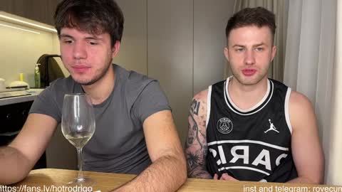 Rodrigo online show from January 31, 2025, 7:51 pm