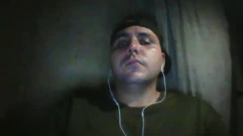 Snapshot of roger3600 chatting on January 14, 2026, 11:09 pm Roger online show from January 14, 2026, 11:09 pm