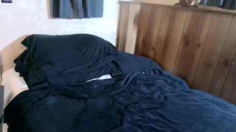 watchme online show from March 5, 2026, 7:37 am