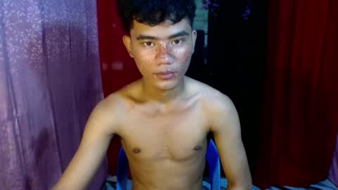 Snapshot of roianboyyy chatting on June 8, 2026, 2:34 am roianboyyy online show from June 8, 2026, 2:34 am