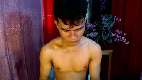 Snapshot of roianboyyy chatting on July 20, 2026, 11:51 pm roianboyyy online show from July 20, 2026, 11:51 pm