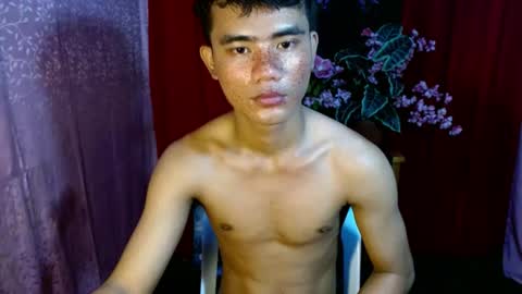 Snapshot of roianboyyy chatting on July 23, 2026, 1:08 am roianboyyy online show from July 23, 2026, 1:08 am