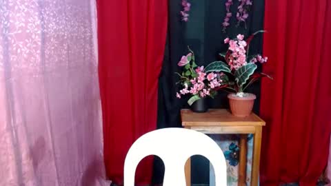 Snapshot of roianboyyy chatting on August 9, 2026, 9:25 am roianboyyy online show from August 9, 2026, 9:25 am