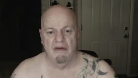 roinaz online show from February 22, 2025, 7:01 am