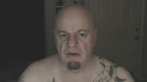 roinaz online show from March 7, 2025, 4:00 pm