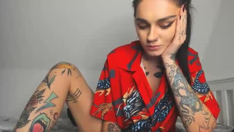 Snapshot of rokiinbaby chatting on February 13, 2025, 11:47 pm rokiinbaby online show from February 13, 2025, 11:47 pm