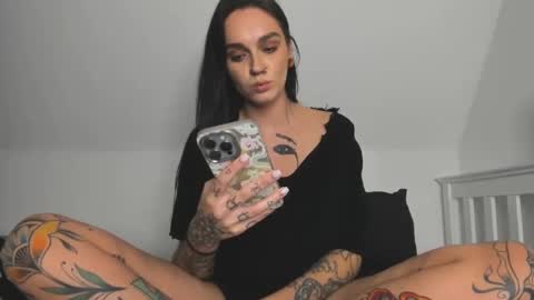 Snapshot of rokiinbaby chatting on March 2, 2025, 12:31 am rokiinbaby online show from March 2, 2025, 12:31 am