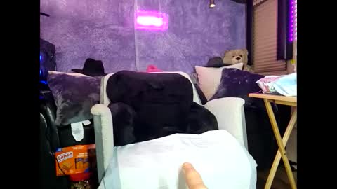 Rok-N-Blaze online show from September 24, 2025, 2:37 am