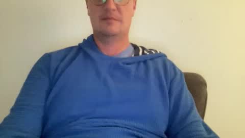 Snapshot of rolldadbod1 chatting on March 21, 2026, 3:44 am DadBod with Rolls online show from March 21, 2026, 3:44 am