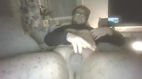 Snapshot of rollinghard90 chatting on December 18, 2025, 2:39 am rollinghard90 online show from December 18, 2025, 2:39 am