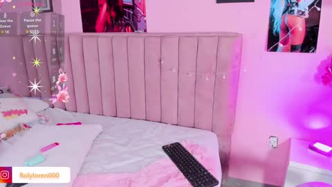 Snapshot of rolyloren chatting on December 18, 2024, 2:21 am Marcela online show from December 18, 2024, 2:21 am