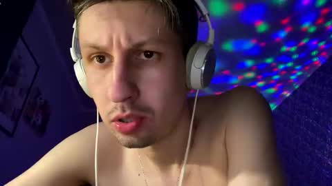 Snapshot of roma305991 chatting on January 31, 2025, 5:42 pm roma305991 online show from January 31, 2025, 5:42 pm