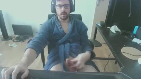 romainb72 online show from February 12, 2025, 12:22 pm