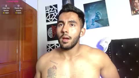 Snapshot of romanpearce_ chatting on June 25, 2026, 8:46 pm Roman online show from June 25, 2026, 8:46 pm