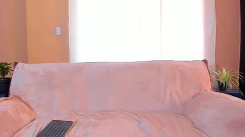 Is A Belle online show from January 28, 2025, 12:11 pm