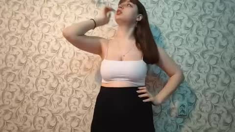 Snapshot of romeliamimozo chatting on December 15, 2025, 1:04 pm Alya online show from December 15, 2025, 1:04 pm