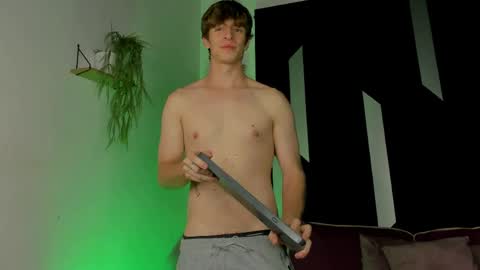 Romeo Ricci online show from April 26, 2026, 9:51 am