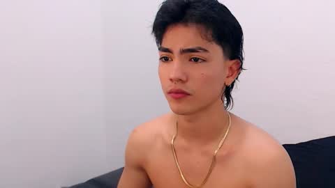 Snapshot of romeomillerr chatting on November 8, 2025, 7:01 pm Romeo online show from November 8, 2025, 7:01 pm