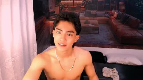 Snapshot of romeomillerr chatting on November 25, 2025, 4:01 am Romeo online show from November 25, 2025, 4:01 am