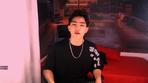Snapshot of romeomillerr chatting on December 1, 2025, 7:08 pm Romeo online show from December 1, 2025, 7:08 pm