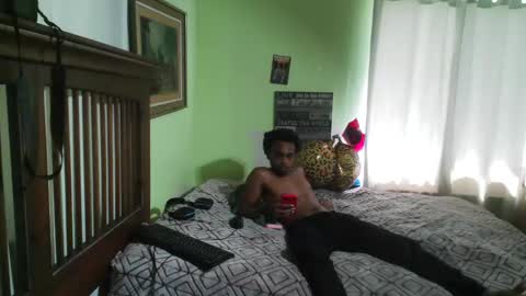 romeotyn online show from October 12, 2025, 5:34 pm