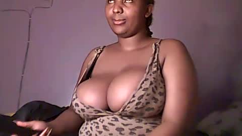 Romina 26 online show from June 21, 2026, 3:20 am
