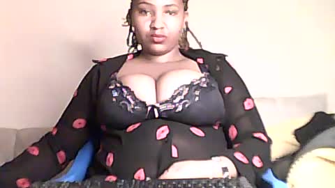 Romina 26 online show from July 14, 2026, 2:05 am