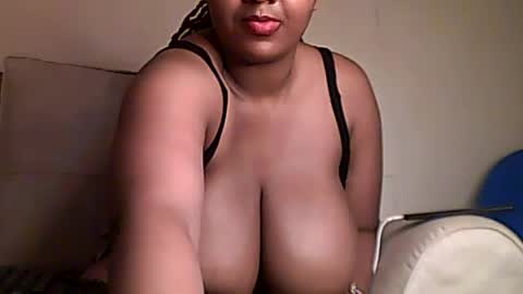 Romina 26 online show from July 28, 2026, 11:17 am