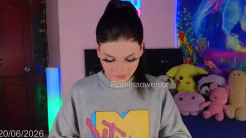 Snapshot of rominaowenxx chatting on June 20, 2026, 4:37 am ROMINA OWEN online show from June 20, 2026, 4:37 am