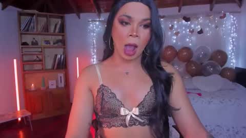 Romi Rouse online show from February 15, 2026, 3:03 am